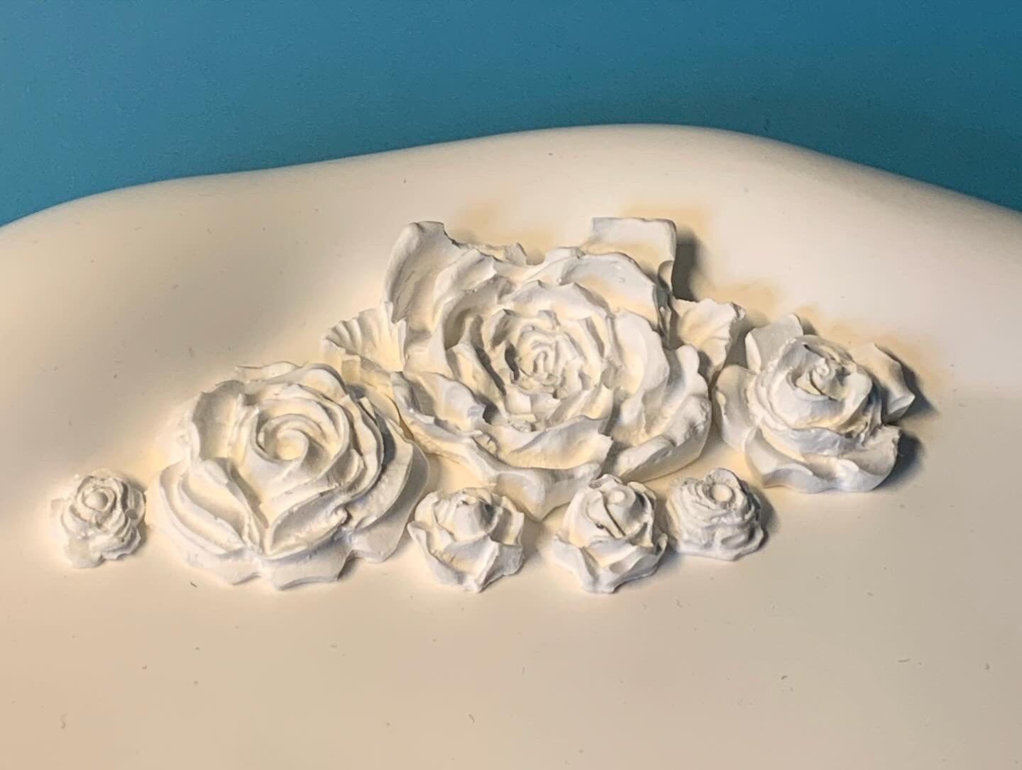 Cloud Tray with Ceramic Flowers